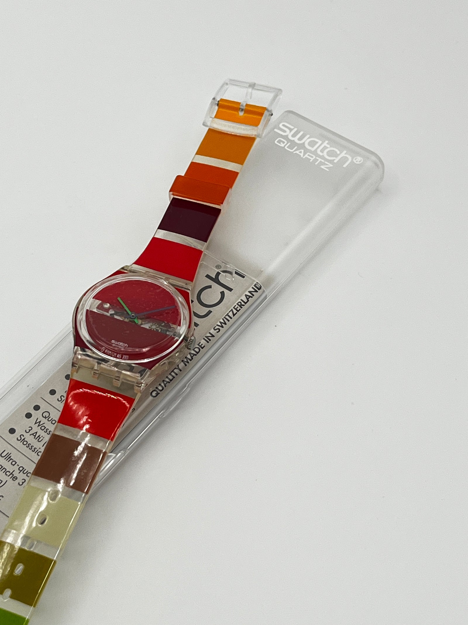 Swatch Gent Red Painted Time GK377 par Stephen Dean (2002)