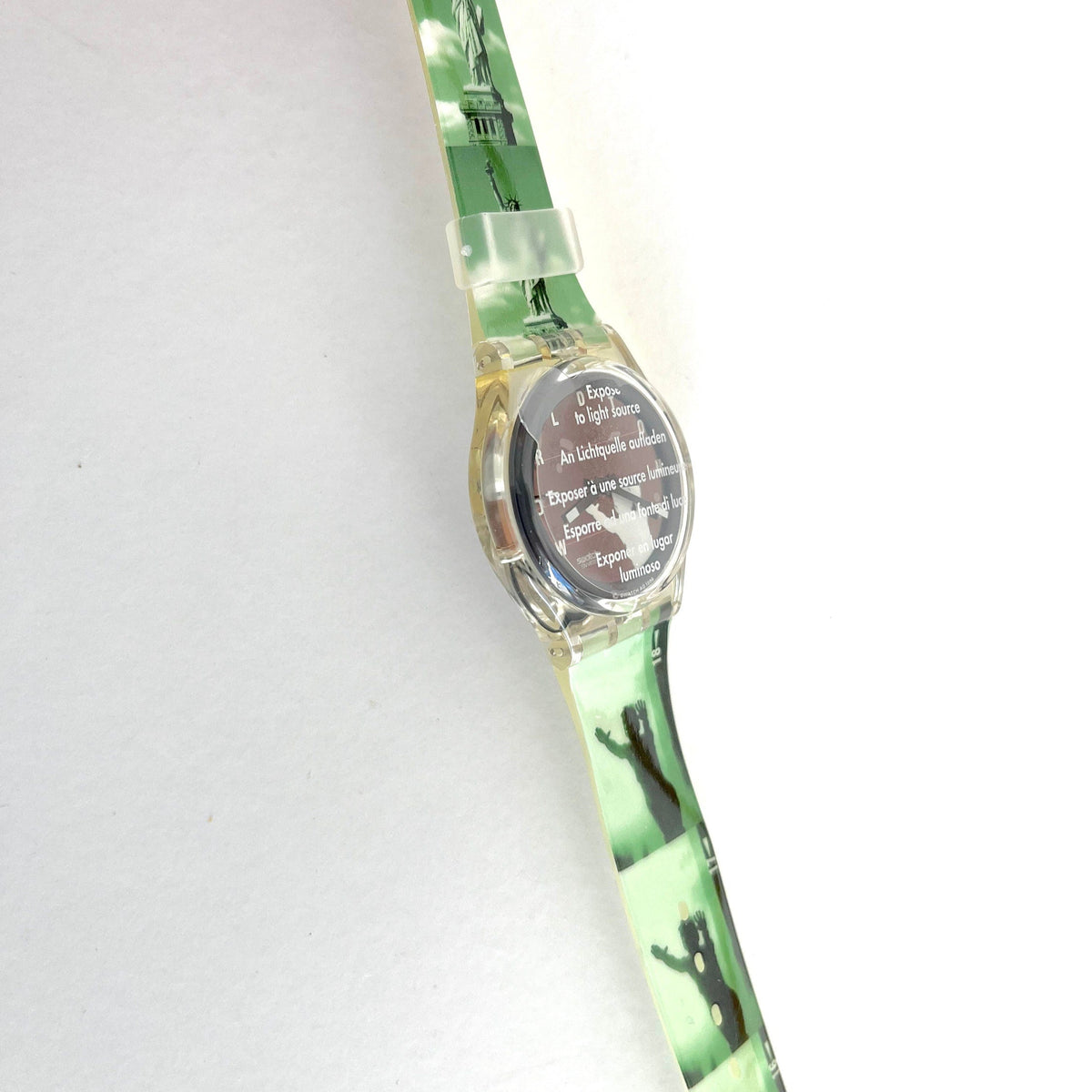 Swatch World Solar USA SRK104E (1997)