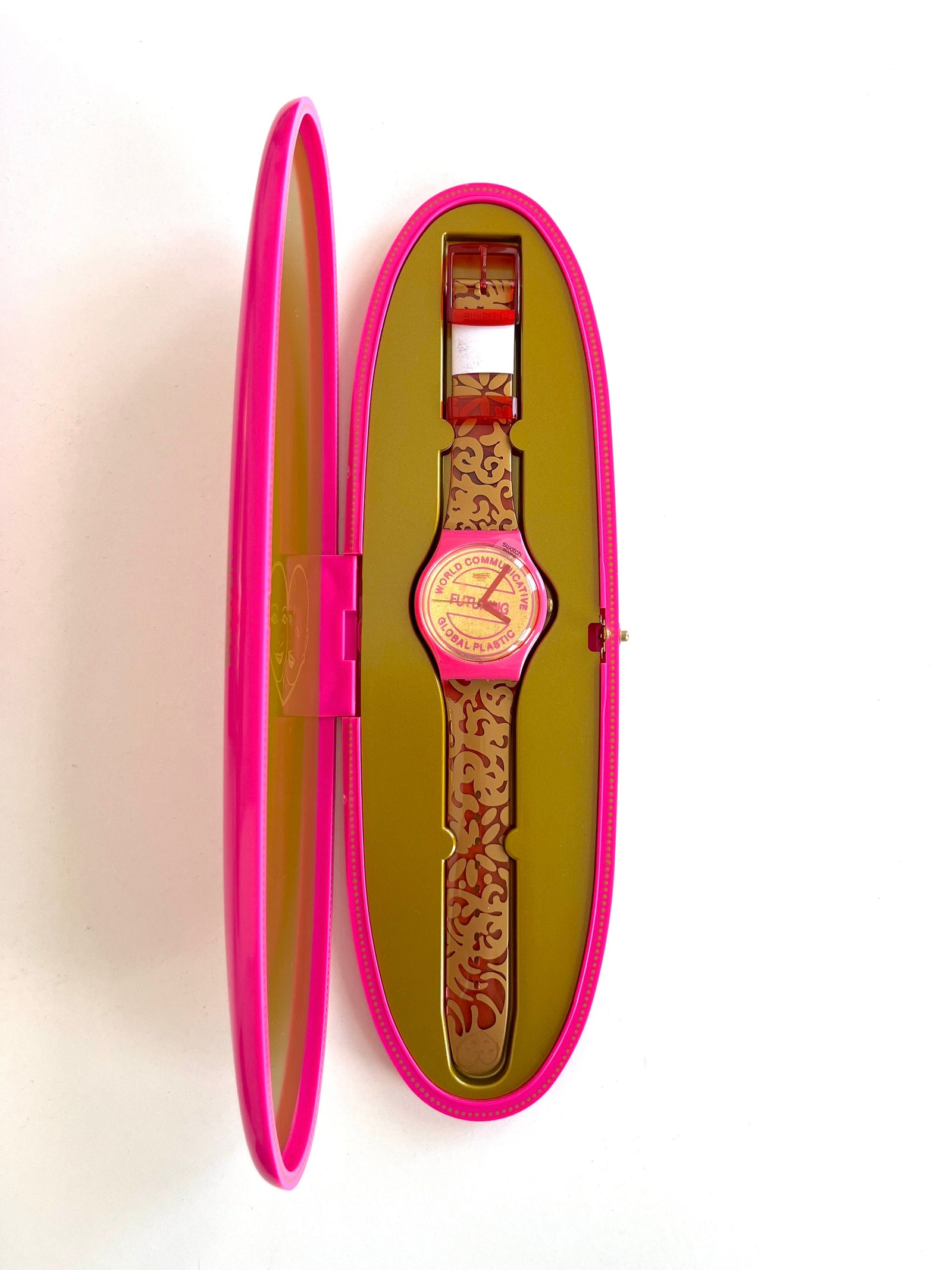 Swatch New Gent FUTURING By Eva & Adele SUOZ200 (2015)