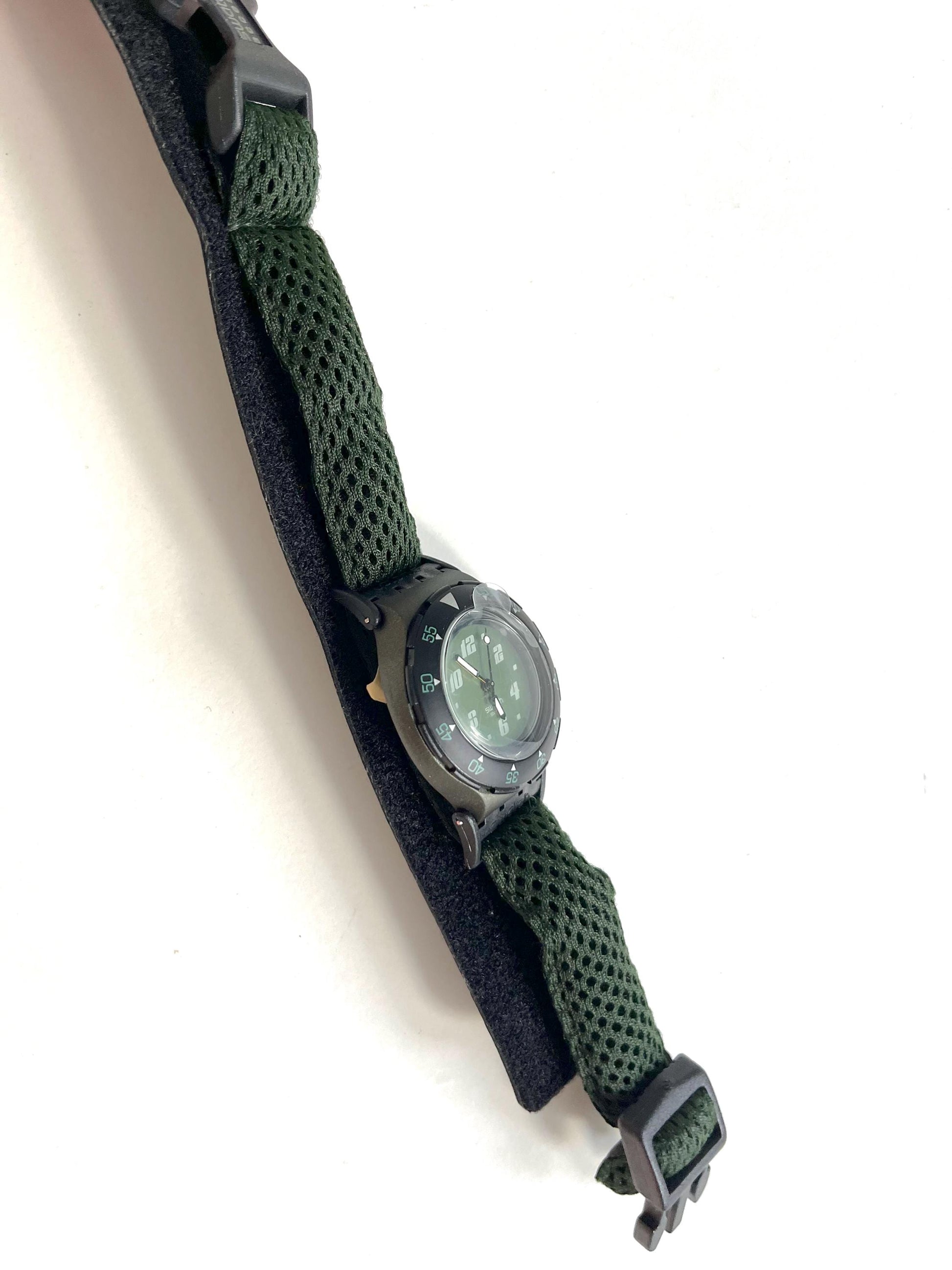 Swatch Scuba 200 Access WAX SHG100