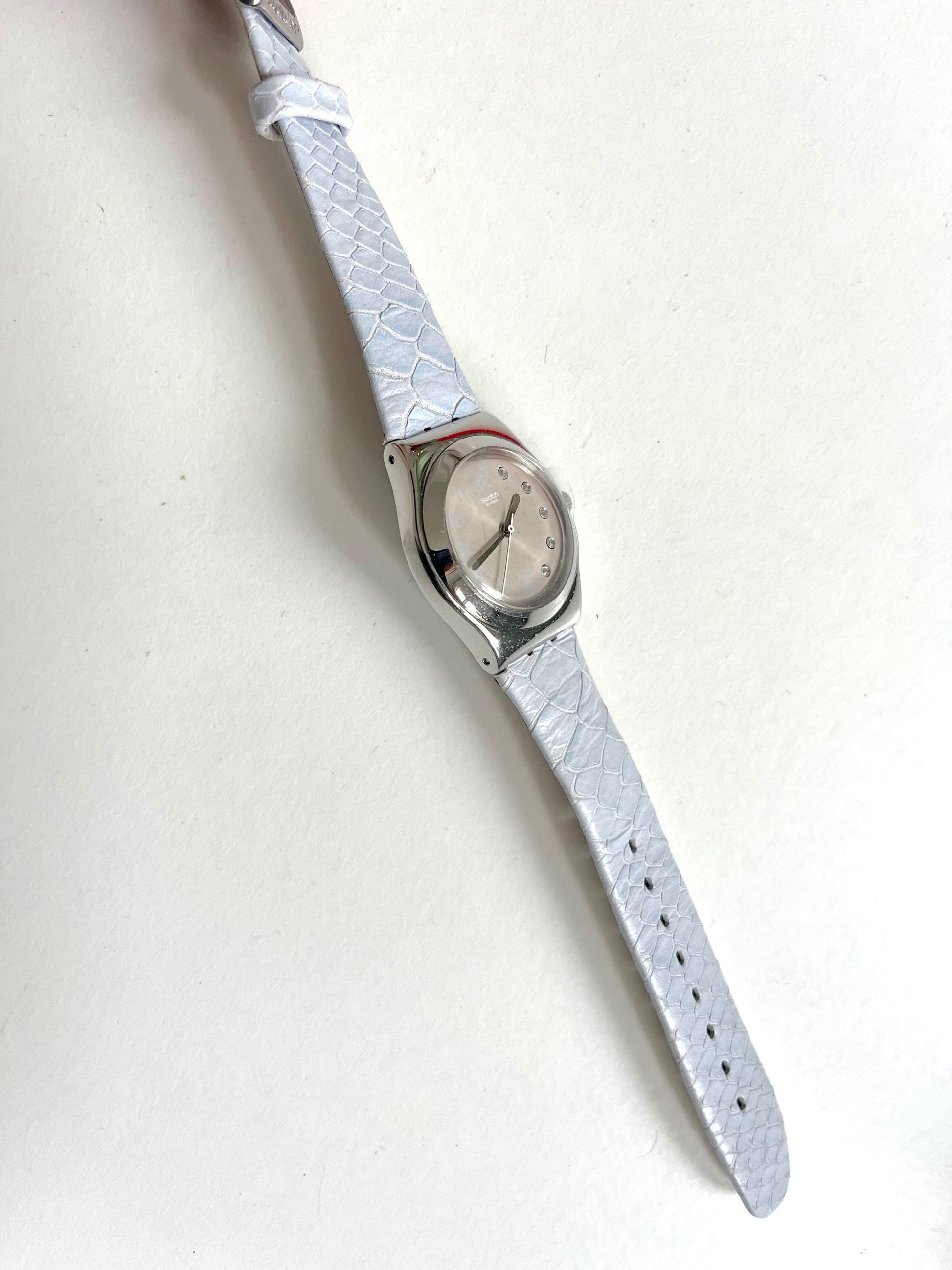 Swatch Irony Medium HEARTFELT YLS165 (2010)